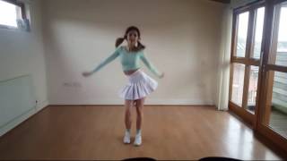 SEXI COREANA EN MINIFALDA BAILANDO [upl. by Eterg193]