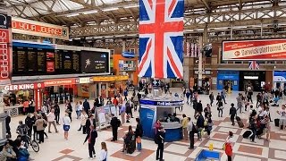 A Walk Through The London Victoria Station London England [upl. by Feinberg828]